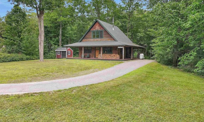 Warren Casa | The Baker River Chalet