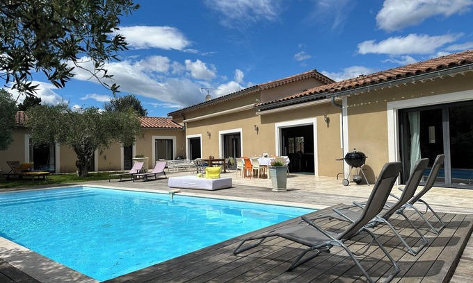 Vezenobres Villa | The bamboo villa