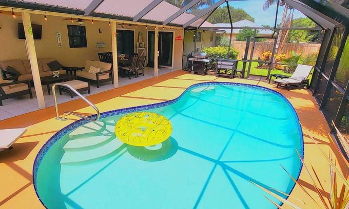 Merritt Island Casa | The Banana Cabana - A Tropical Florida Escape with Heated Pool!