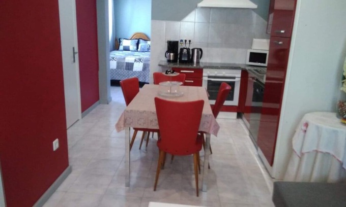 Senhora da Hora Casa | The banana house