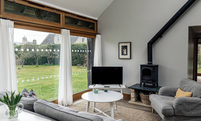 Colerne Cabaña | The Barn at Daubeneys