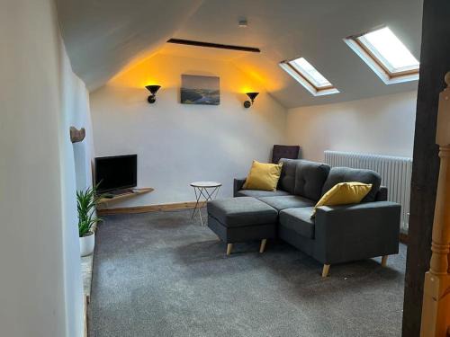 Castleton Casa | The Barn Behind