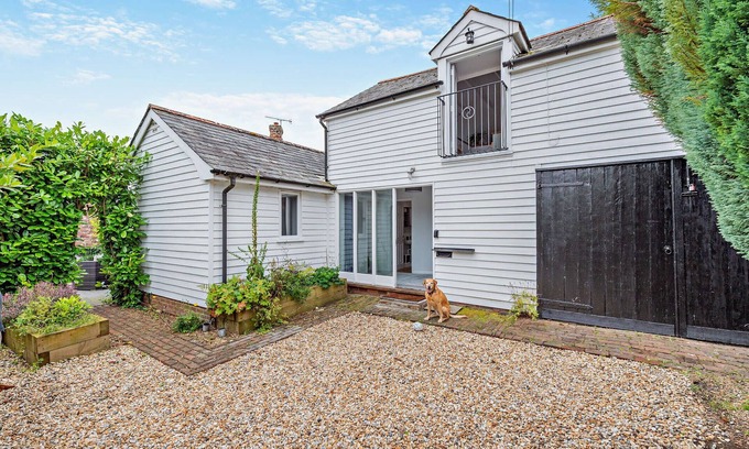 Chilham Casa | The Barn - Chilham - Dos Habitaciones Casa, Capacidad 4