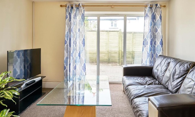 Holsworthy Casa | The Barn (Chilsworthy), 6 Sleeper House, 19 Min Drive into Bude, Cornwall