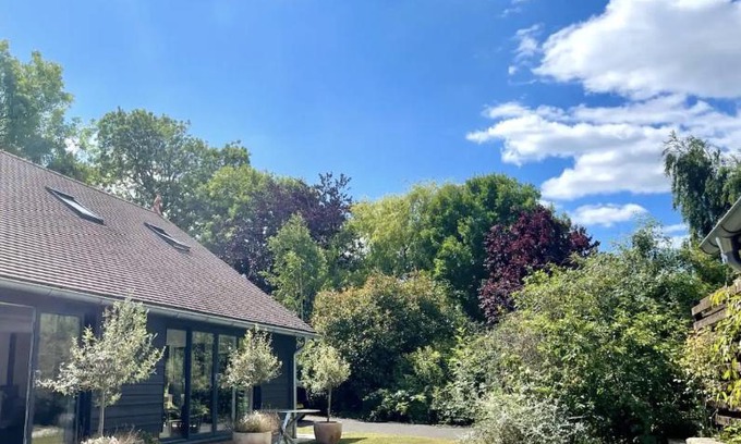 Ford Casa | The Barn