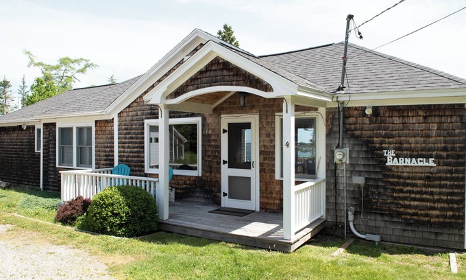 Brooklin Cabina | The Barnacle on Flye Point
