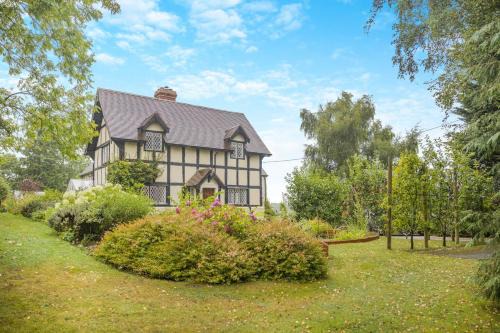 Woofferton Casa | The Barracks - Cottage