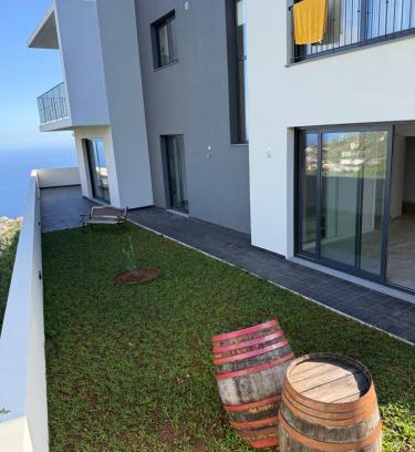 Ponta do Sol Casa | The Barreto's Clive