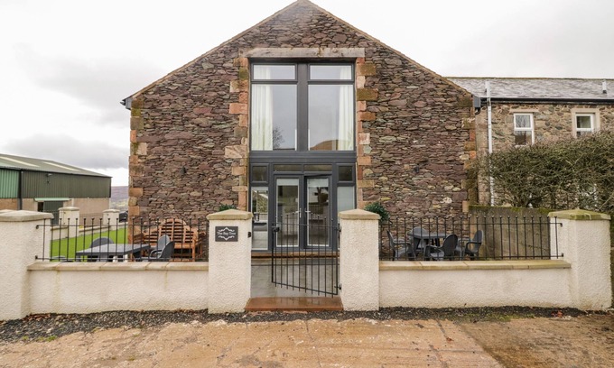 Penrith Casa | THE BAY TREE, family friendly, with open fire in Watermillock