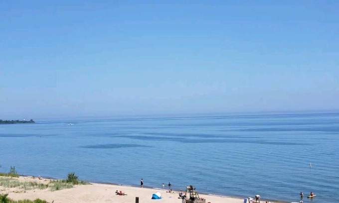 Racine Casa | The Beach Haven at Michigan Blvd.