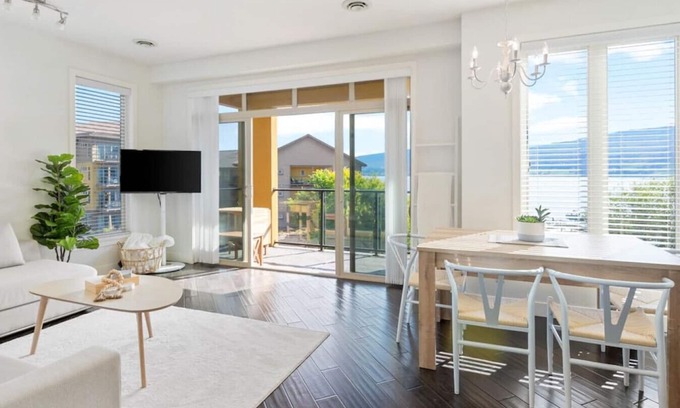 Westbank Apartamento | The Beach House at Barona Beach #4301