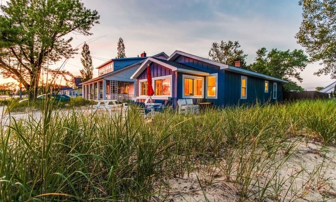 Bluffton Cabaña | The Beach House is waiting for you!!!