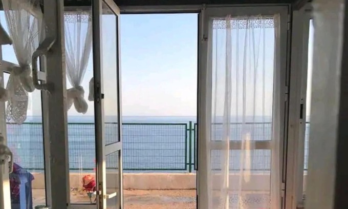Adra Casa | The Beach Hut with Lazy spa
