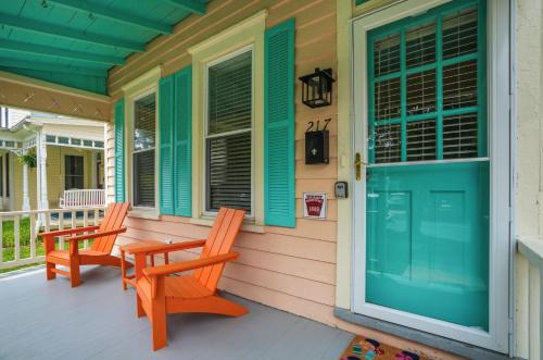 Cape Charles Casa | The Beach Peach - Downtown location with new charm!