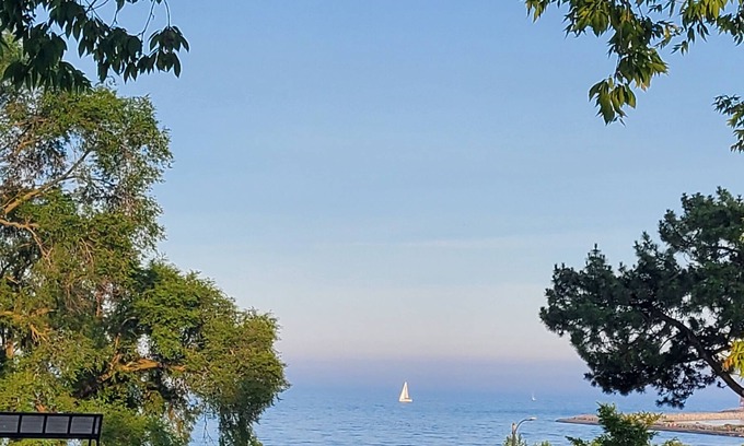 Racine Casa | The Beach Villa Lower at Michigan Blvd.