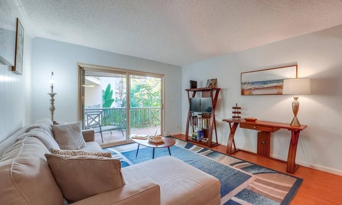 Point Loma Heights Condominio | The Beachbird - Near Seaworld, The Beach and Downtown! AC in rooms!