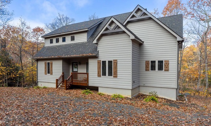 Chestnut Springs Cabina | The Bear's Den at Wintergreen- 6 Bedroom
