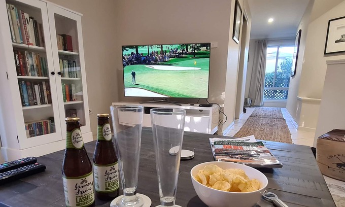 Tallwoods Village Casa | Beautifully appointed get together home away from home
