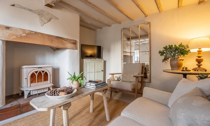 Barney Cabaña | The Beekeeper's Cottage, Barney, Norfolk