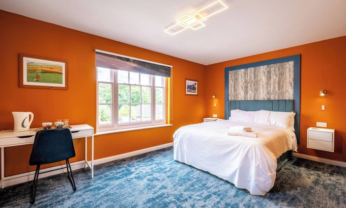 Burgh le Marsh Hotel | The Bell Hotel
