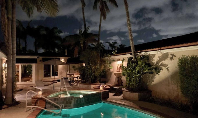 Belmont Park Casa | The Belmont Beach Bungalow Pool & Hot Tub!
