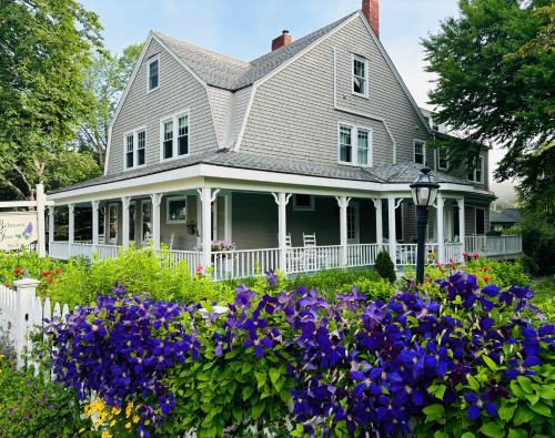 Camden Cama Y Desayuno | The Belmont Inn