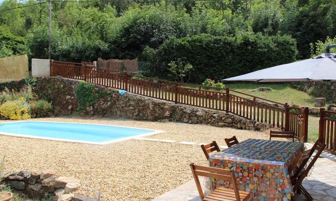 Ferrieres-Poussarou Casa | Casa grande con piscina privada
