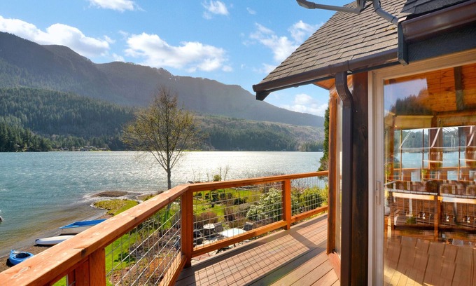 Port Angeles Casa | La mejor casa frente al lago con todas las comodidades disponibles: ¡te encantará!