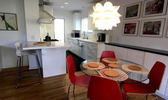 Silver Lake Casa | * LO MEJOR DE HOLLYWOOD Y LOS ÁNGELES EN UNA CASA MODERNA PRIVADA DE SIGLO MEDIO **