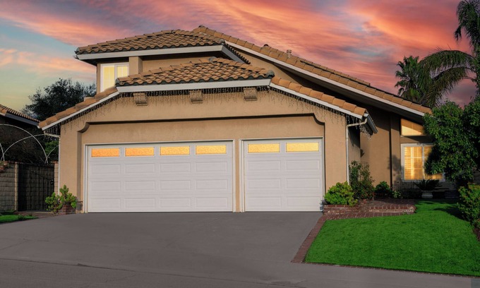 Castaic Casa | The Best View in The City! Six Flags! Castaic Lake!