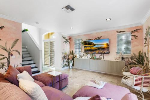 Lake Ridge Casa | The Betty A Glam Getaway in Fort Lauderdale