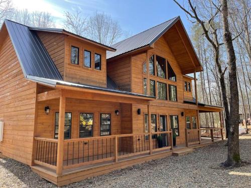 Broken Bow Casa | The Big Tex Luxury Cabin is EPIC