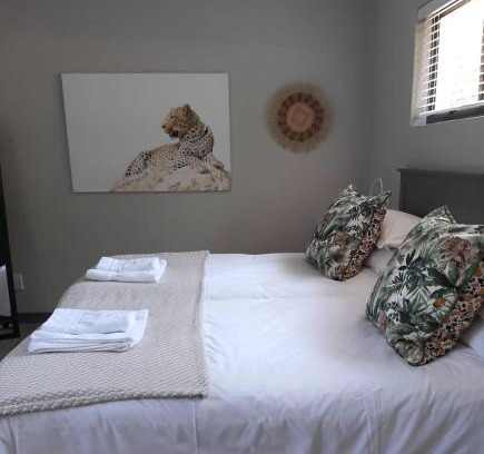 White River Apartamento | The Bird Hide Luxury Self catering Chalets