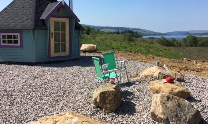 Dalmally Cabina | Cabaña de madera romántica: ubicación espectacular junto al lago, ideal para parejas