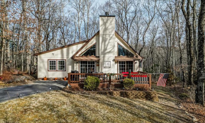 Sky Valley Casa | The Bird House