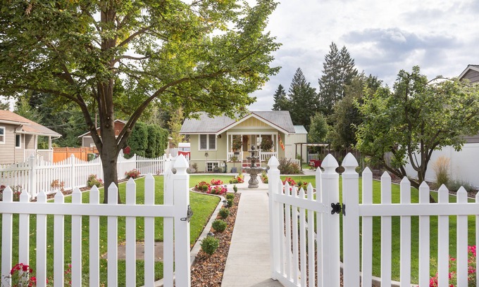 Spokane Cabaña | The Birdhouse - Una encantadora cabaña en la colina sur
