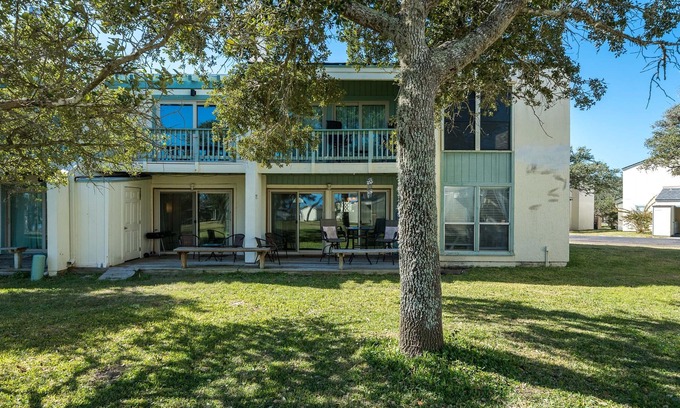 Sailhouse Condominio | The Birds and The Beach | Pet Friendly, Fishing!