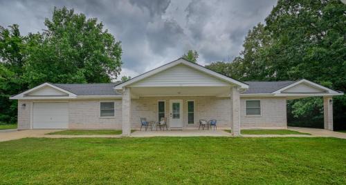 Mena Casa | The Bixler House