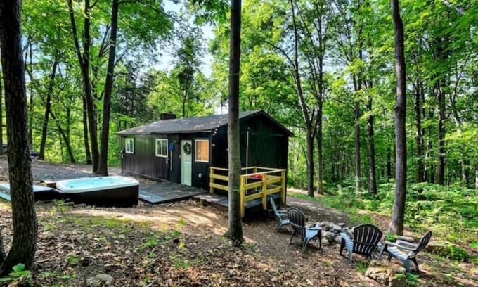 New Market Cabina | The BlackPearl Secluded Hot tub 1.5 hs from DC
