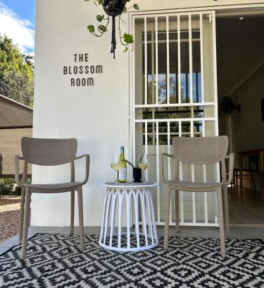 Kareeberg Apartamento | The Blossom Room