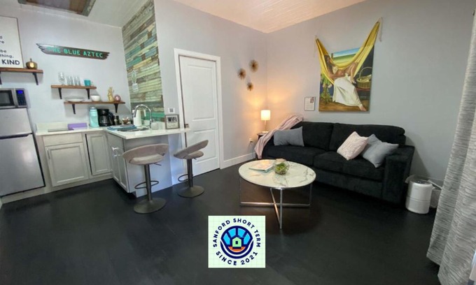 Sanford Apartamento | The Blue Aztec