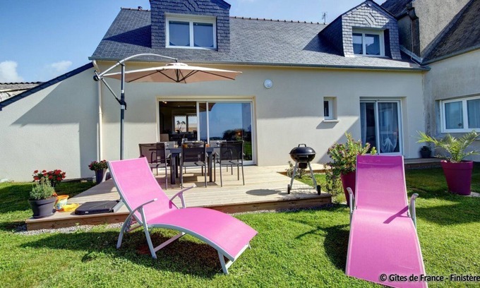 Saint-Mathieu Casa | The Blue Strike - LE-CONQUET