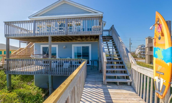 Ocean Ridge Casa | The Blue Whale