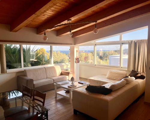 Brucoli Cama Y Desayuno | The Blue Window - Rooms - 300m from sea
