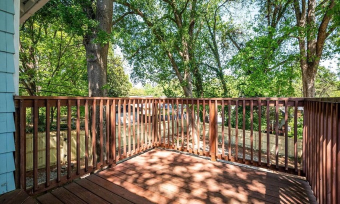 Sylvan Hills Casa | The Bluebird-Minutes from Everything Atlanta!