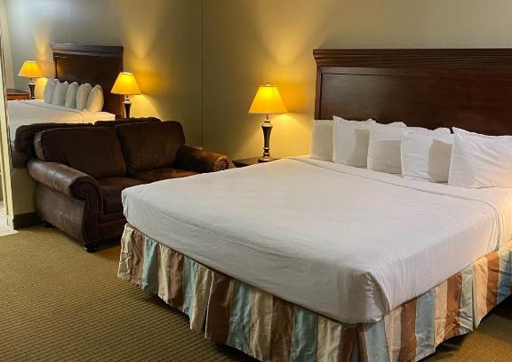 Branson Theater District Hotel | The Boardwalk Inn