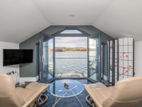 Windermere Casa | The Boat House at Louper Weir