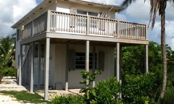 Governor's Harbour Casa | The Boat House home