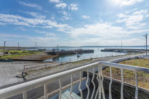 Liscannor Casa | The Boathouse On The Atlantic Sea