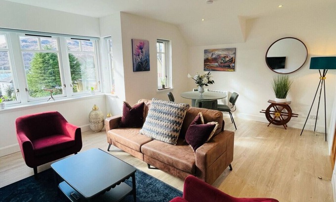 Corpach Apartamento | The Boatyard in the village of Corpach near Fort William